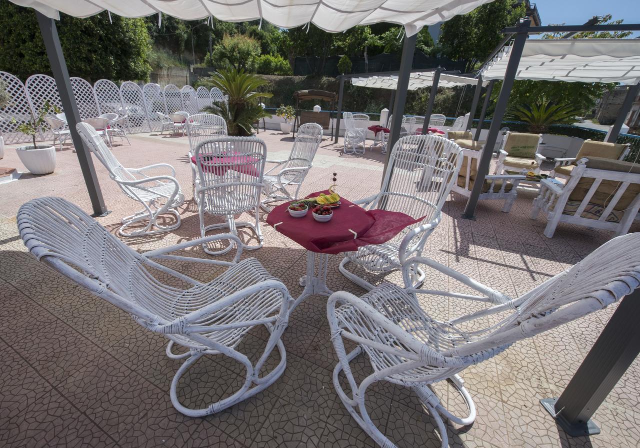 B&B Decarlo Property Tropea Zewnętrze zdjęcie