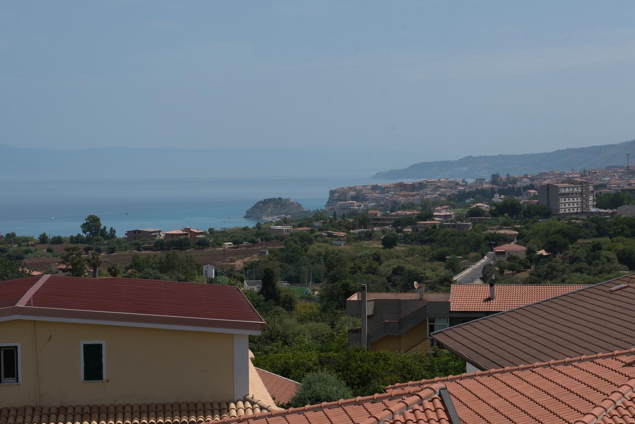 B&B Decarlo Property Tropea Zewnętrze zdjęcie